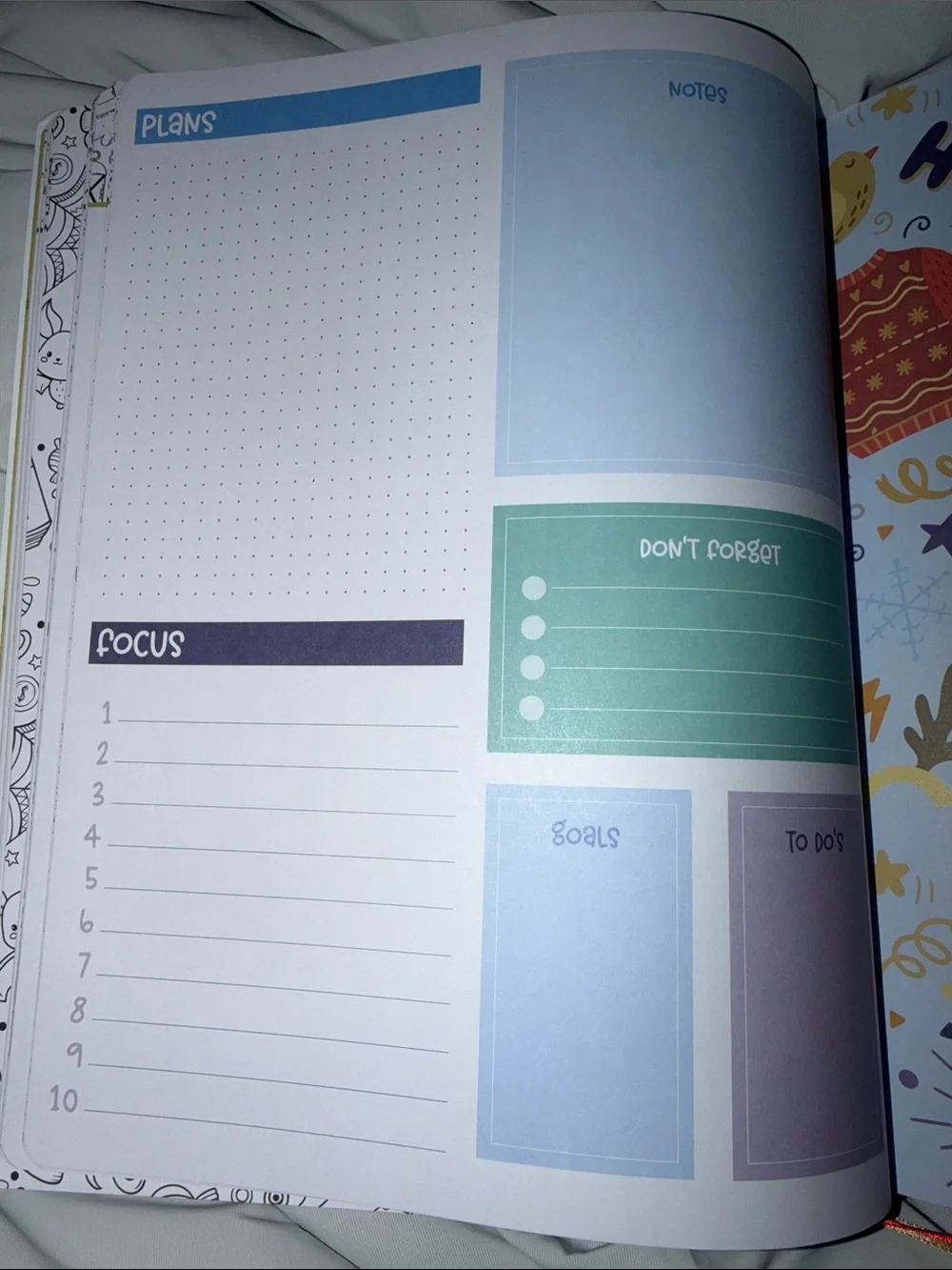 2027 Large Weekly Planner 17 month - Cutest CAPYBARA on Skateboards & Scooters!